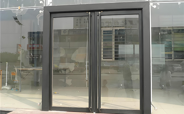叶城玻璃地弹门