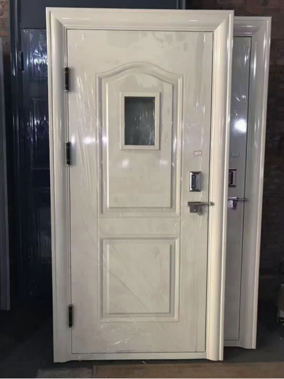 叶城学校教室门