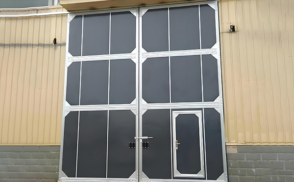 厂房叶城工业门选择与维护全解析：提升效率与安全的关键要素